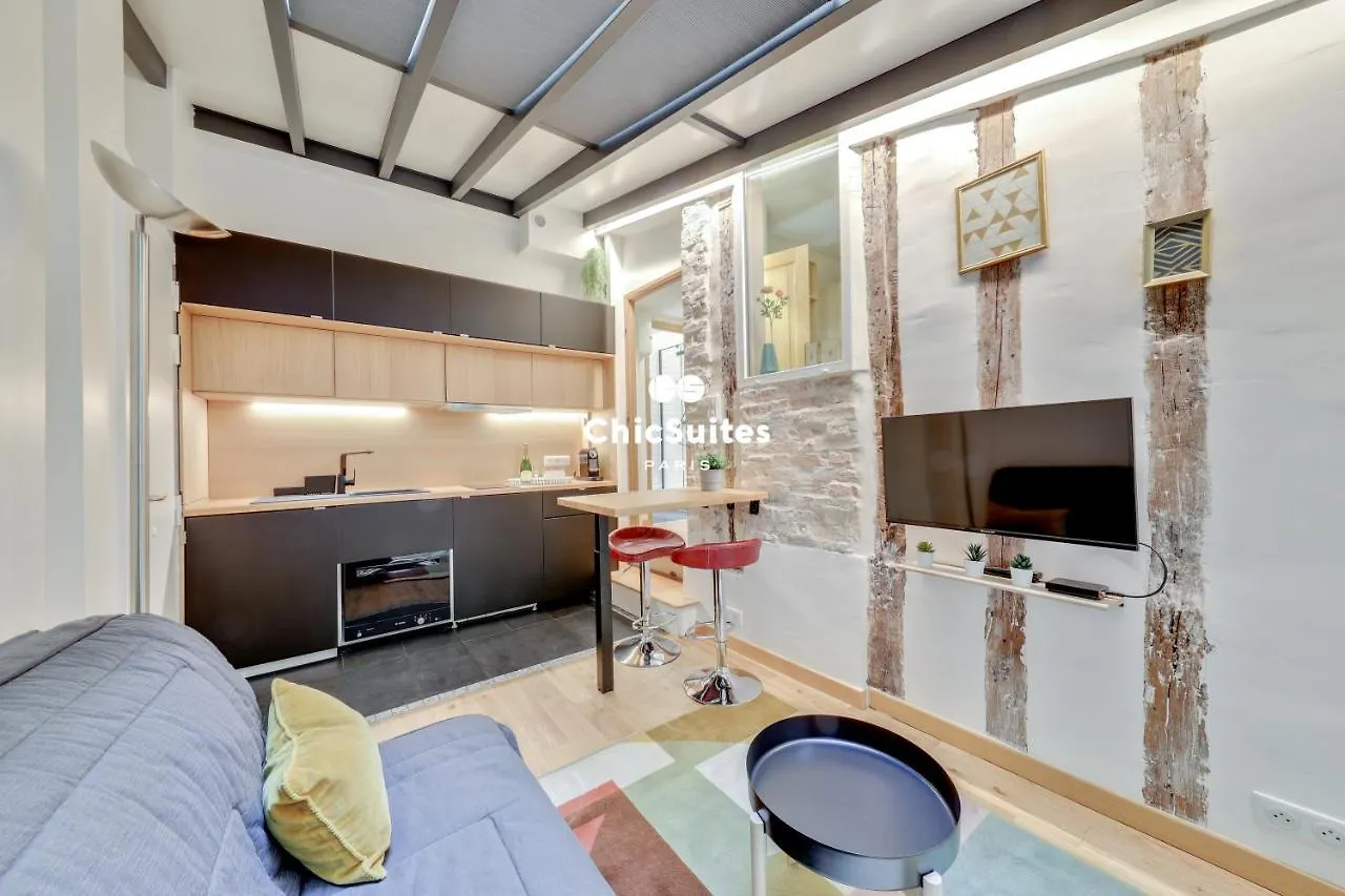 Louvre Pyramide Apartment Paris France